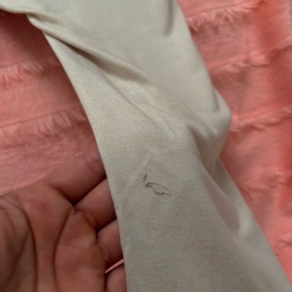 ILUS Cinched Cross Over Flare Leggings - Picture 5 of 5